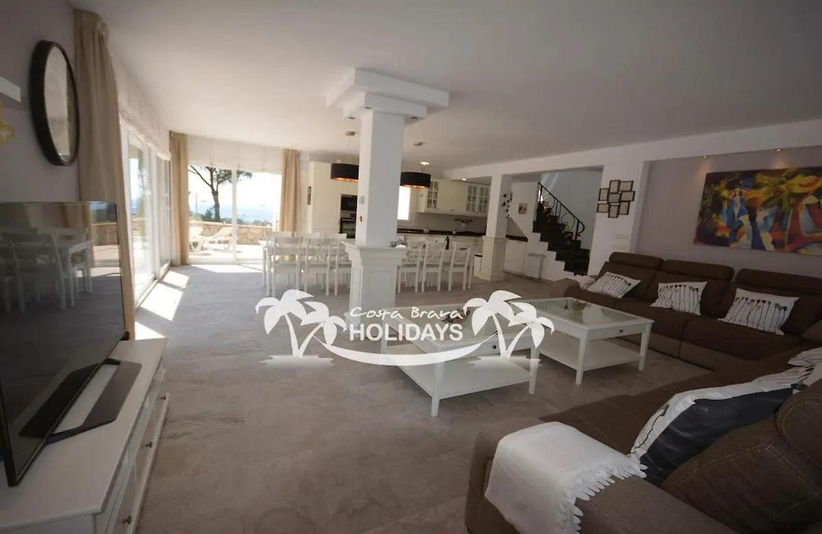 Costa Brava Holidays Villa Yuca, Sea Views, Pool Lloret de Mar 0*,  España