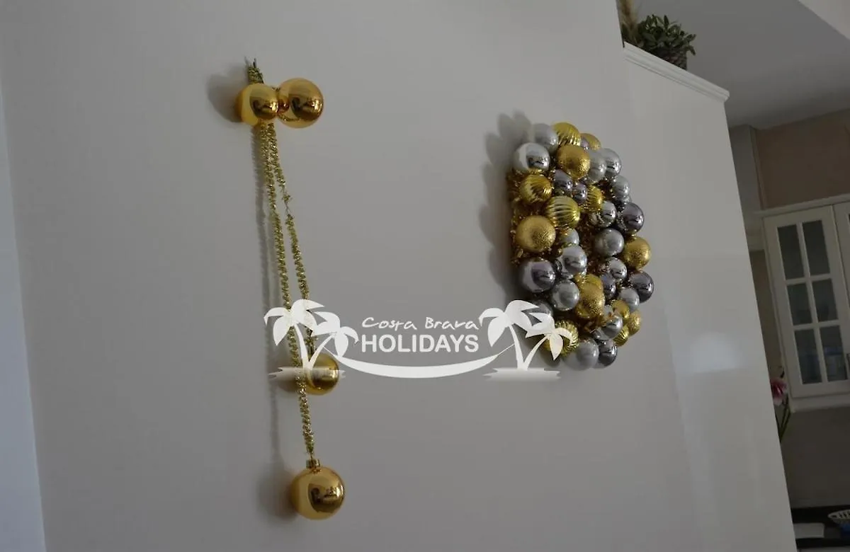 Costa Brava Holidays Villa Yuca, Sea Views, Pool Lloret de Mar 0*,  Spagna